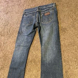 Wrangler 32x32 retro cowboy jeans